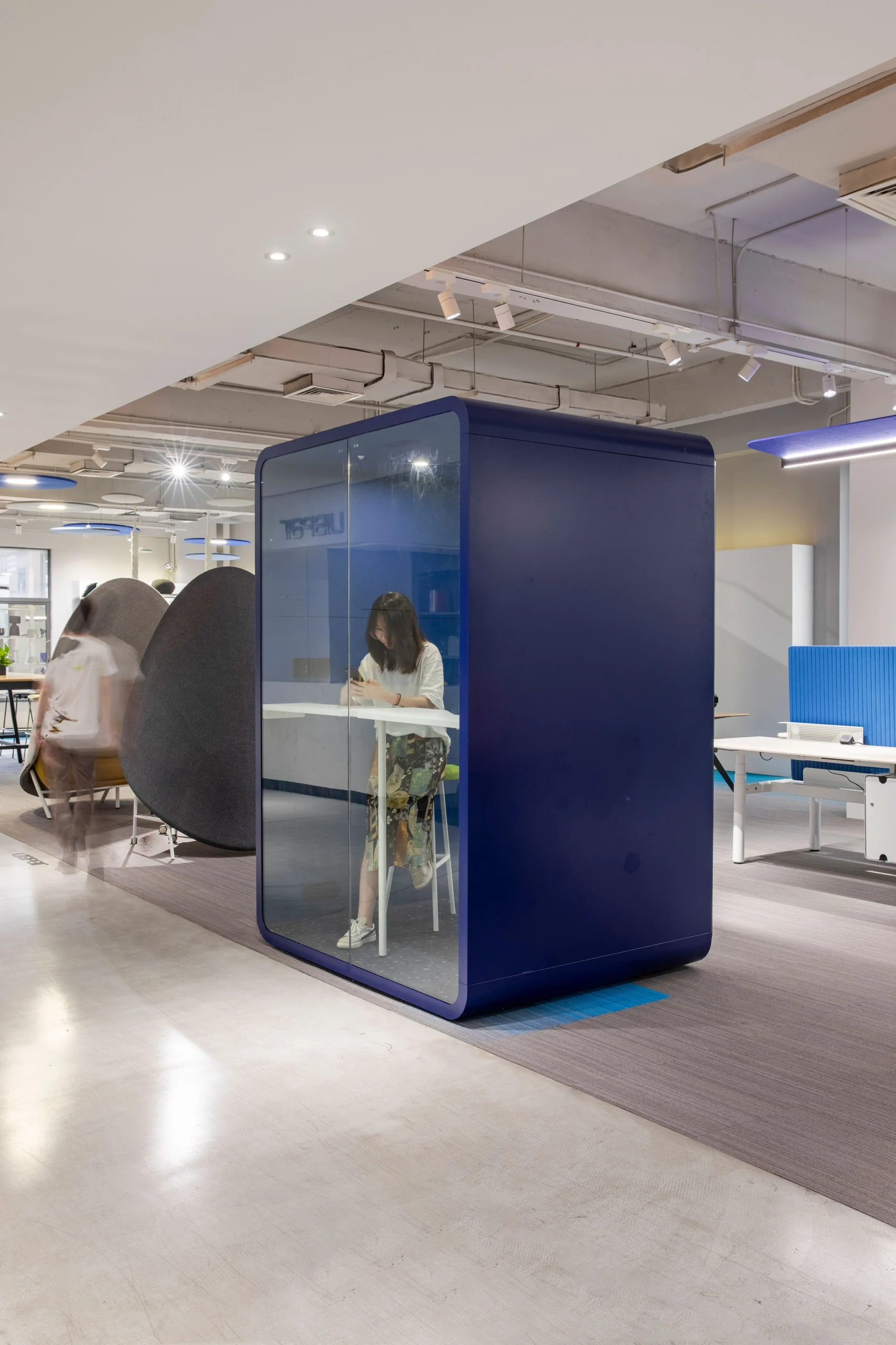 Hf7de6a7abbb74975aeecd141b1132d7fi